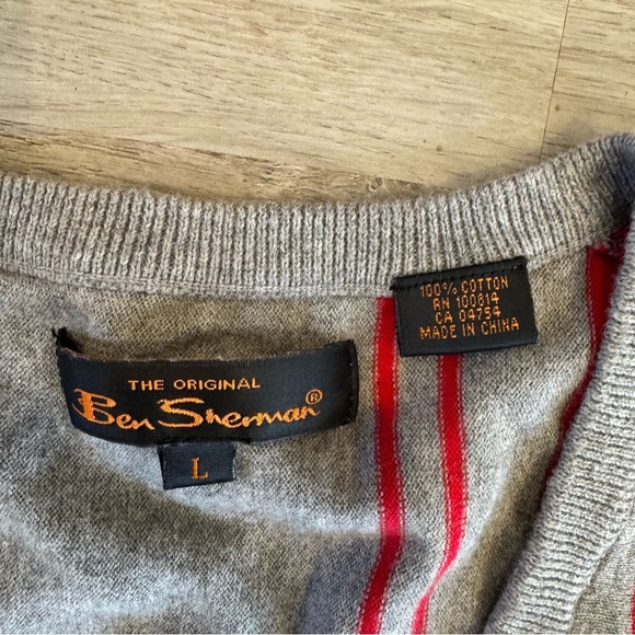 Ben Sherman Grey And Red Striped Sweater Vest 100% Cotton Size Large - Picture 3 of 4